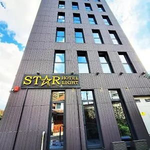 Starlight **** Tiran